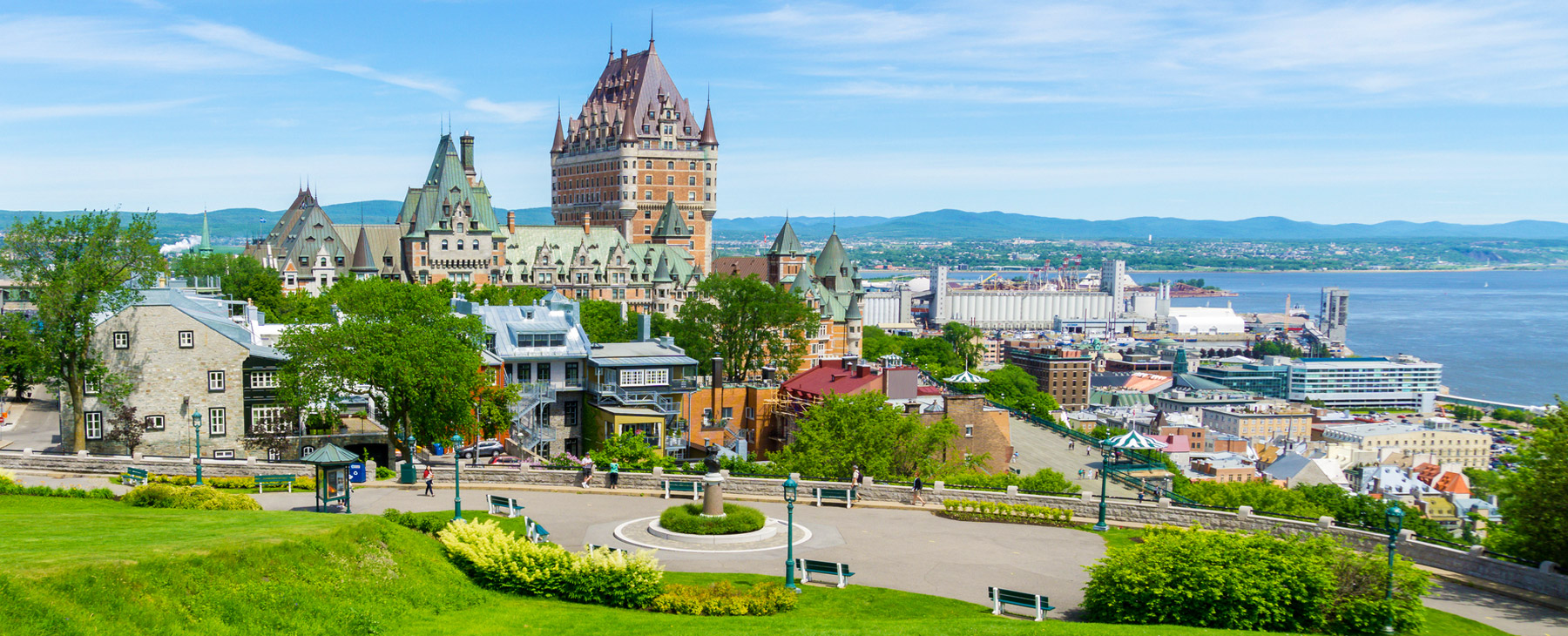 Flights From Montreal to Quebec City
